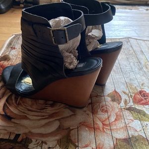 Steve Madden wedge sandals